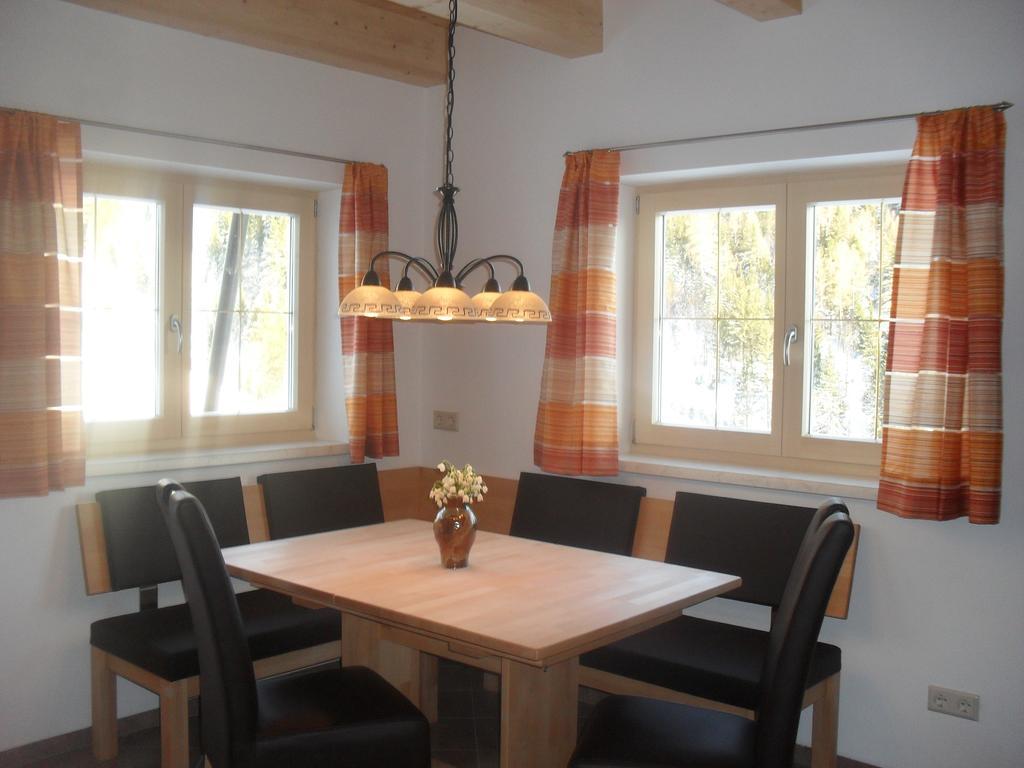 Bio-Bergbauernhof Moeslhof Apartment ไอเกน อิม เอนน์สทาล ห้อง รูปภาพ