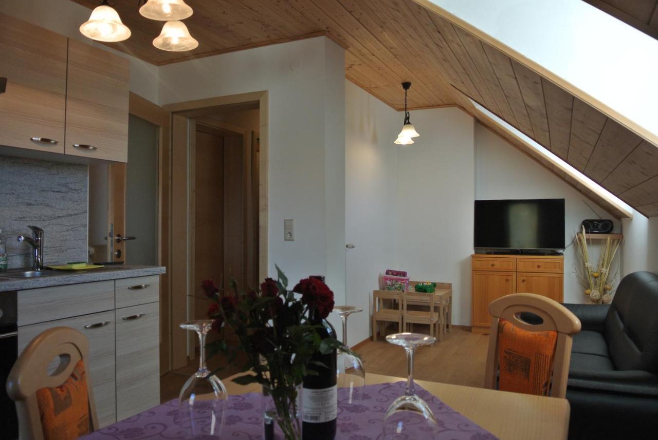 Bio-Bergbauernhof Moeslhof Apartment ไอเกน อิม เอนน์สทาล ภายนอก รูปภาพ